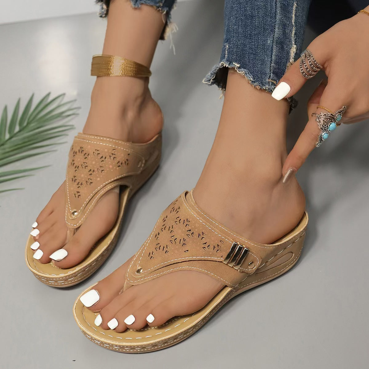 Arlisse | Wedge Support Sandals